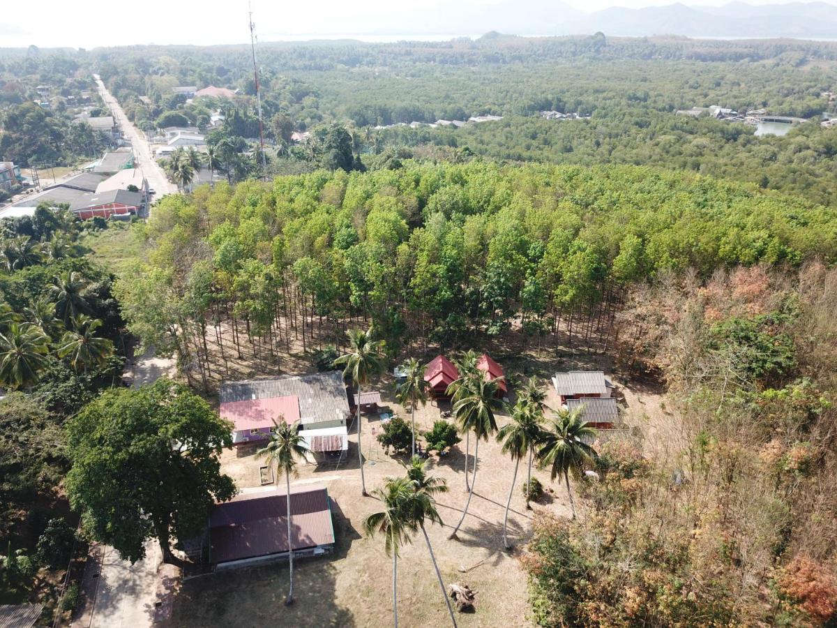 Mr Bao Homestay & Bungalows Ko Yao Noi Esterno foto